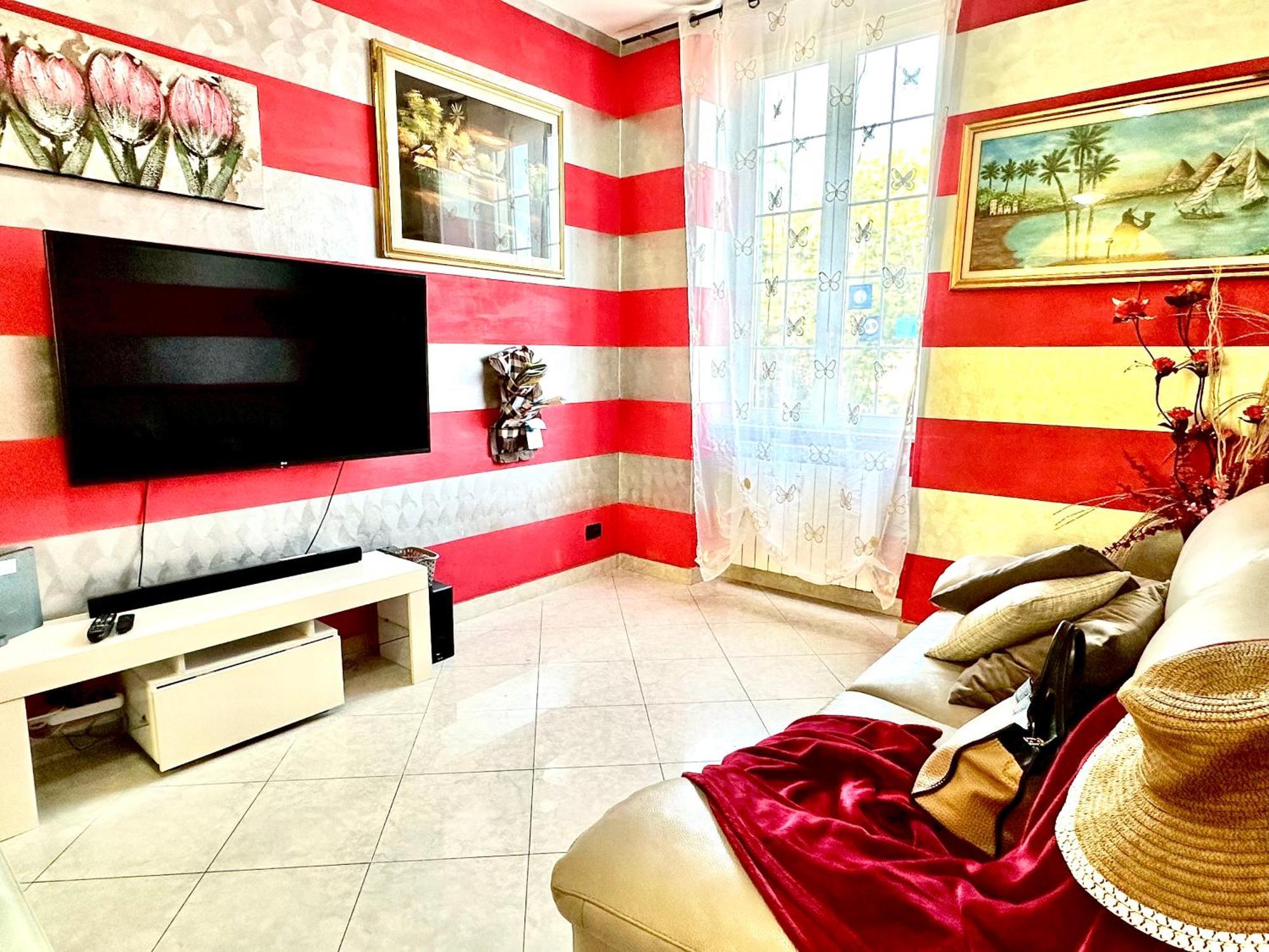 The Comfort Apartment Специя Экстерьер фото